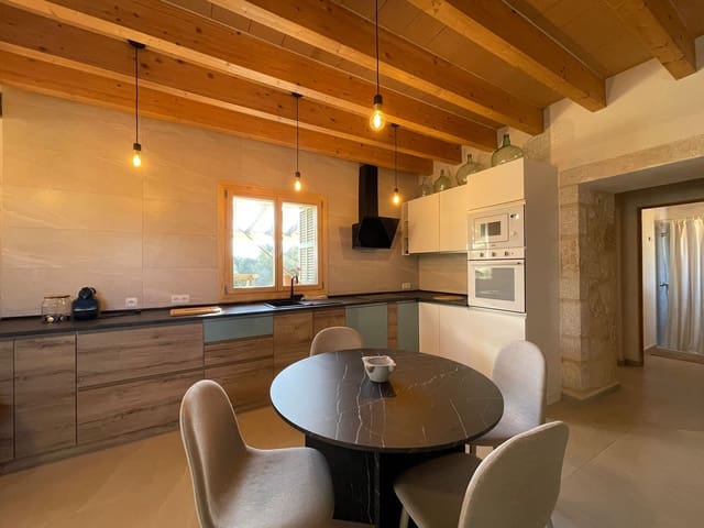 3 Zimmer Finca/Landgut zu vermieten in Lloret de Vista Alegre mit Garage - 3.000 € (Ref: 9100147)