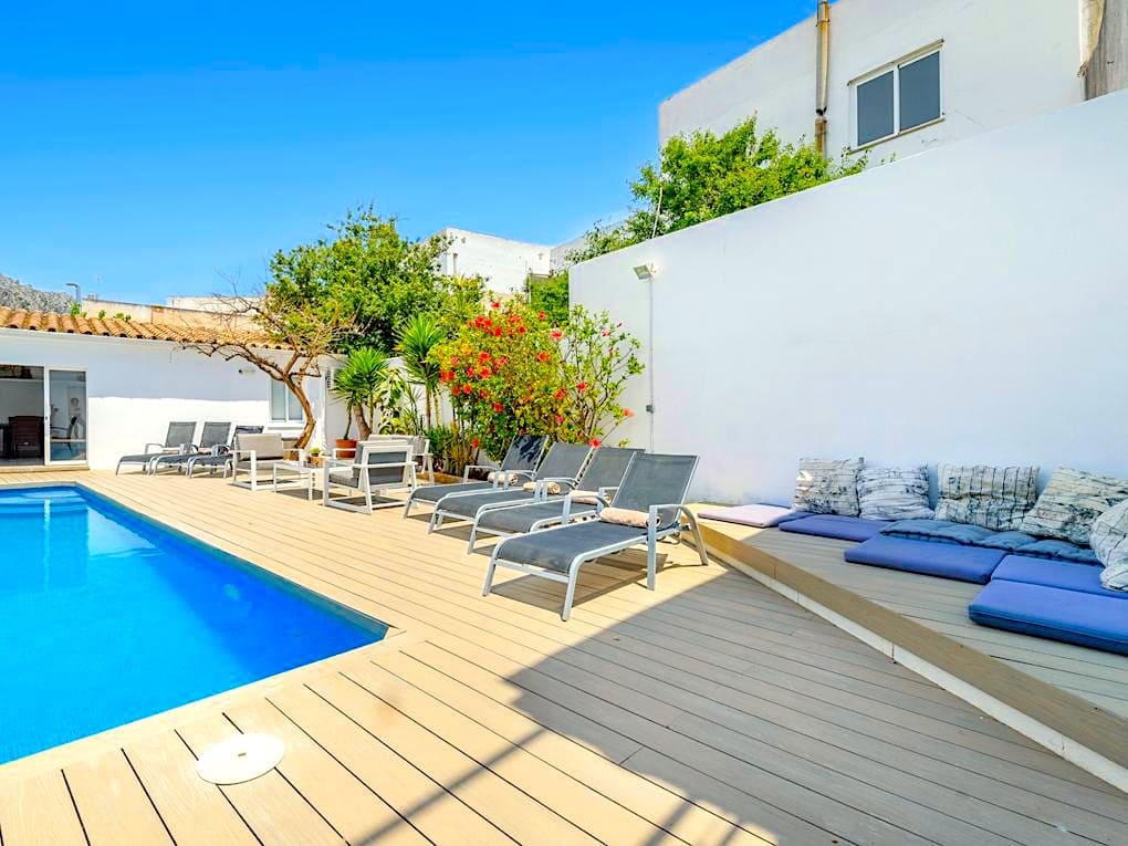 7 soveværelse Byhus til salg i Pollensa / Pollenca med swimmingpool - € 2.950.000 (Ref: 9109849)