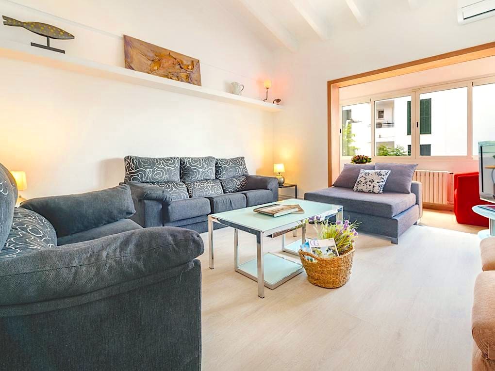 7 soveværelse Byhus til salg i Pollensa / Pollenca med swimmingpool - € 2.950.000 (Ref: 9109849)