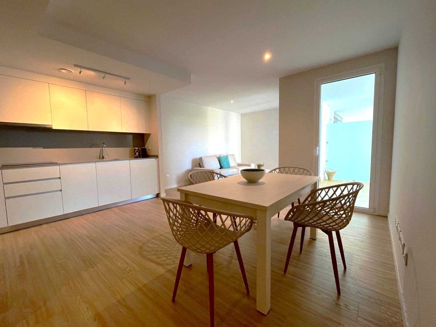 2 quarto Apartamento para arrendar em Palma de Mallorca com piscina garagem - 2 400 € (Ref: 9113596)