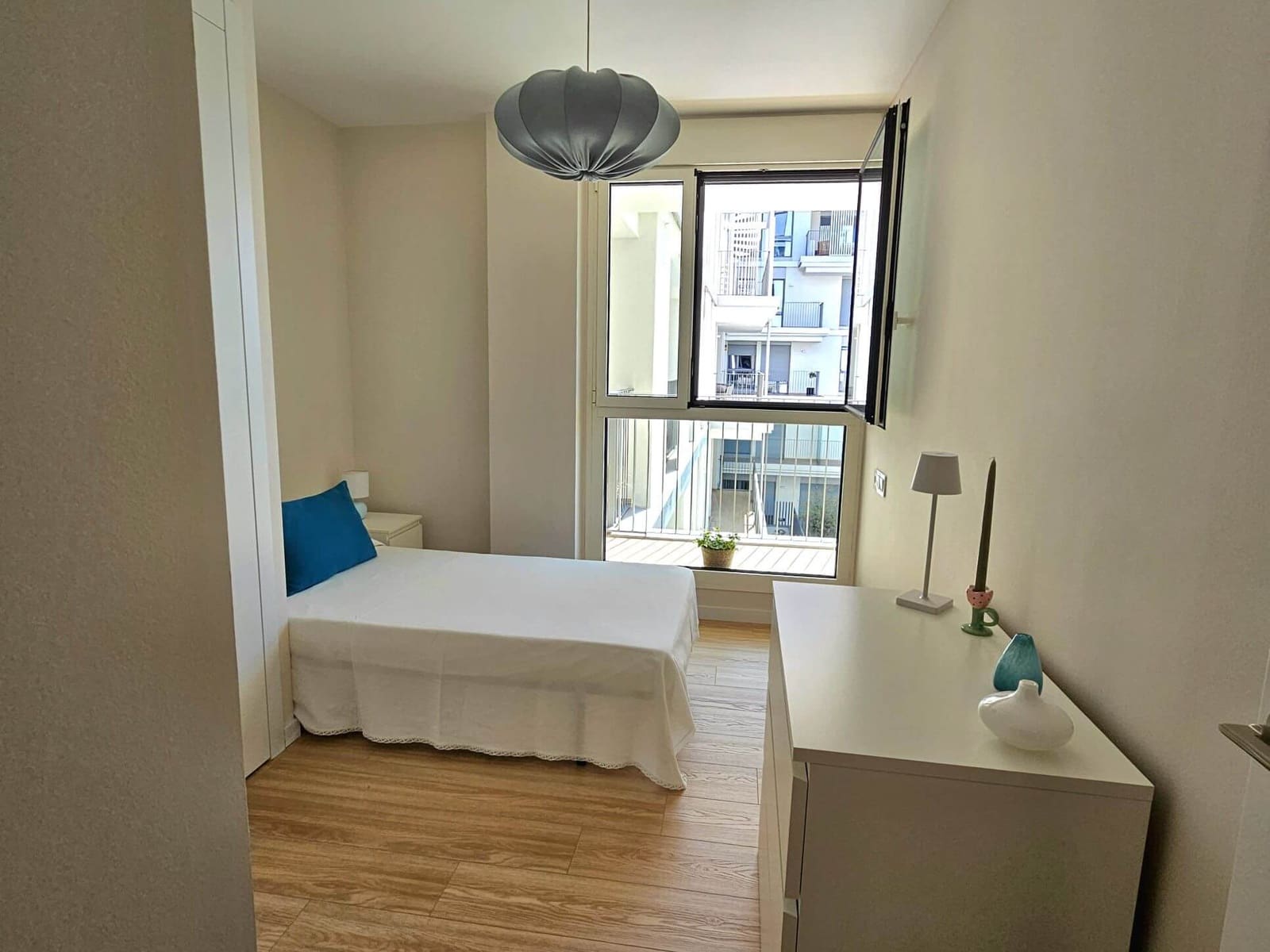 2 quarto Apartamento para arrendar em Palma de Mallorca com piscina garagem - 2 400 € (Ref: 9113596)