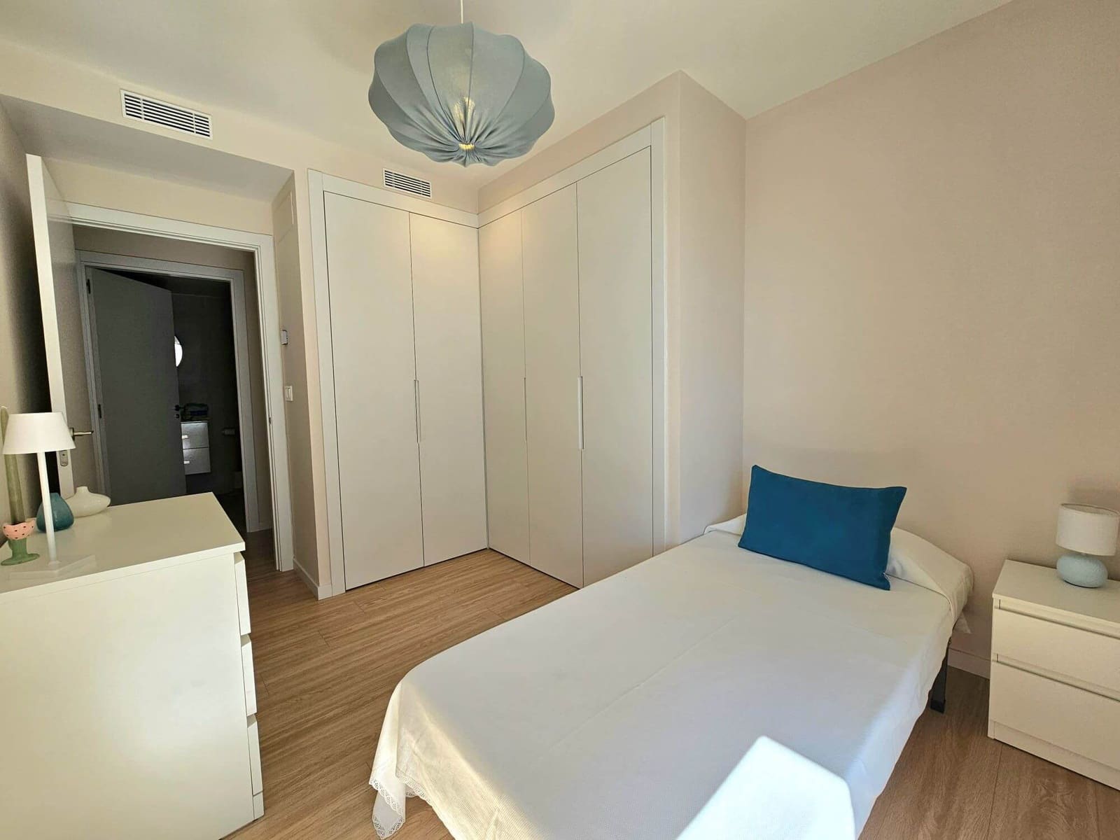 2 quarto Apartamento para arrendar em Palma de Mallorca com piscina garagem - 2 400 € (Ref: 9113596)