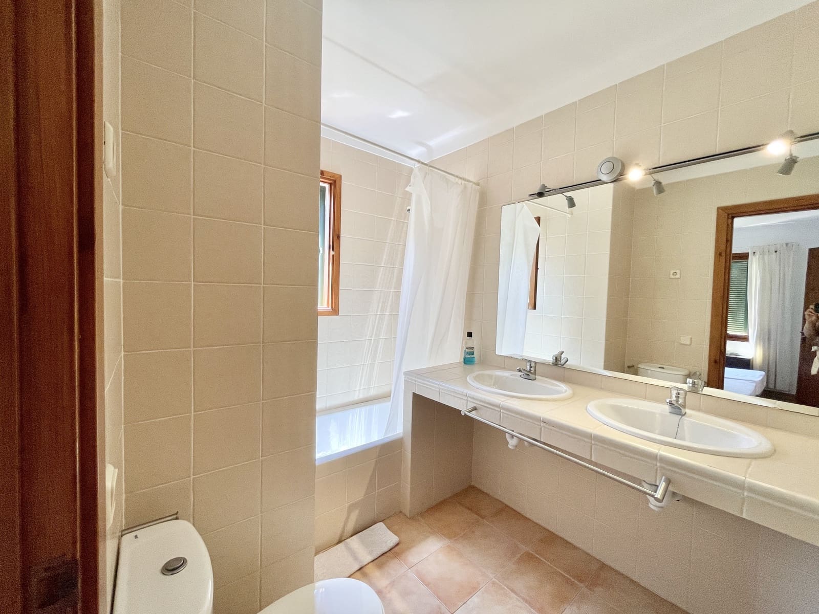 6 slaapkamer Villa te huur in Sol de Mallorca met zwembad garage - € 3.500 (Ref: 9113597)