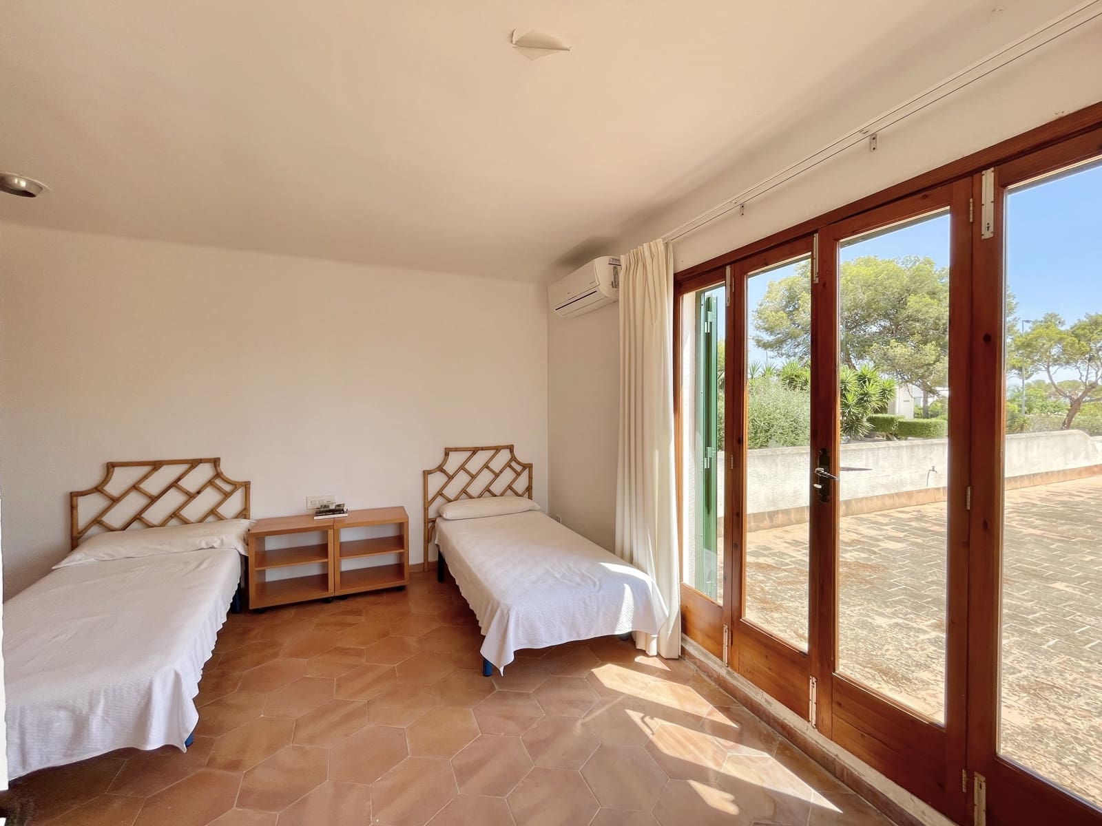 6 slaapkamer Villa te huur in Sol de Mallorca met zwembad garage - € 3.500 (Ref: 9113597)