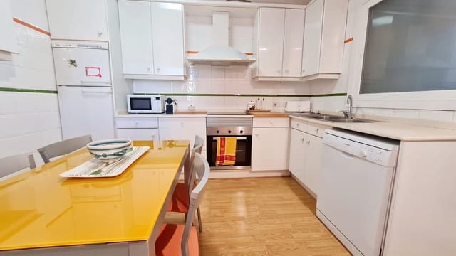 Appartement de 4 chambres à louer à Cort, Palma de Mallorca avec garage - 2 400 € (Ref: 9118163)