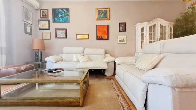 Appartement de 4 chambres à louer à Cort, Palma de Mallorca avec garage - 2 400 € (Ref: 9118163)