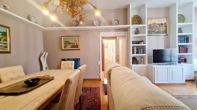 Appartement de 4 chambres à louer à Cort, Palma de Mallorca avec garage - 2 400 € (Ref: 9118163)