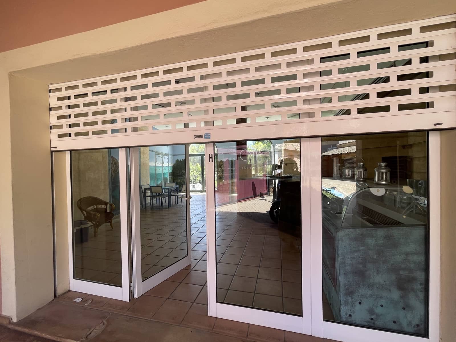 Erhverv til salg i Bendinat med garage - € 495.000 (Ref: 9131810)