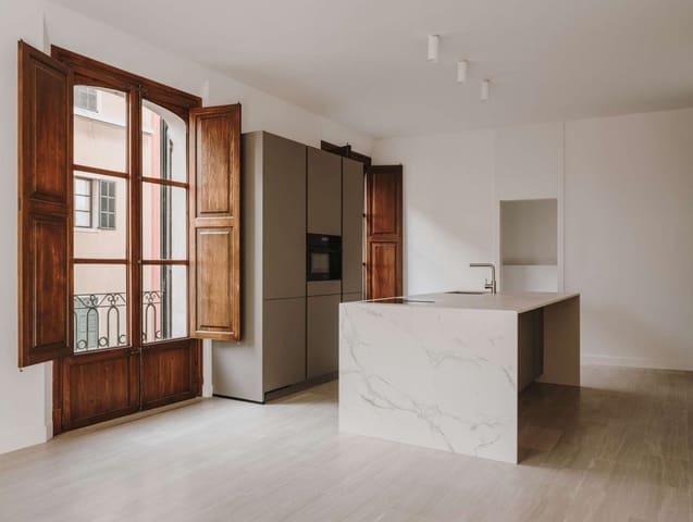 1 soveværelse Lejlighed til leje i El Mercat, Palma de Mallorca - € 2.000 (Ref: 9131811)