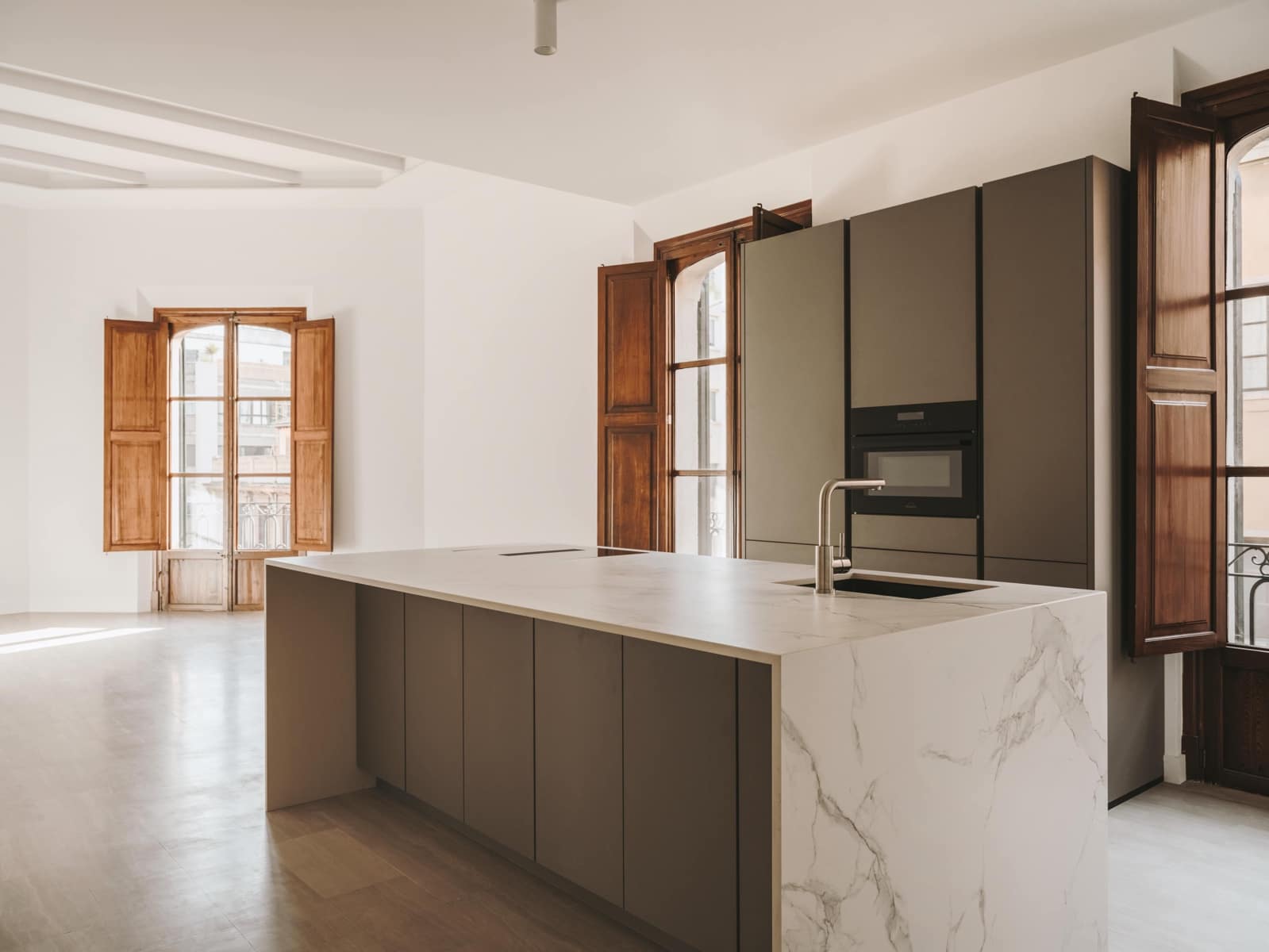 1 soveværelse Lejlighed til leje i Palma de Mallorca - € 2.000 (Ref: 9131811)