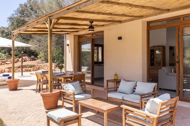 2 soveværelse Finca/Landehus til leje i Sencelles med swimmingpool garage - € 3.500 (Ref: 9133736)