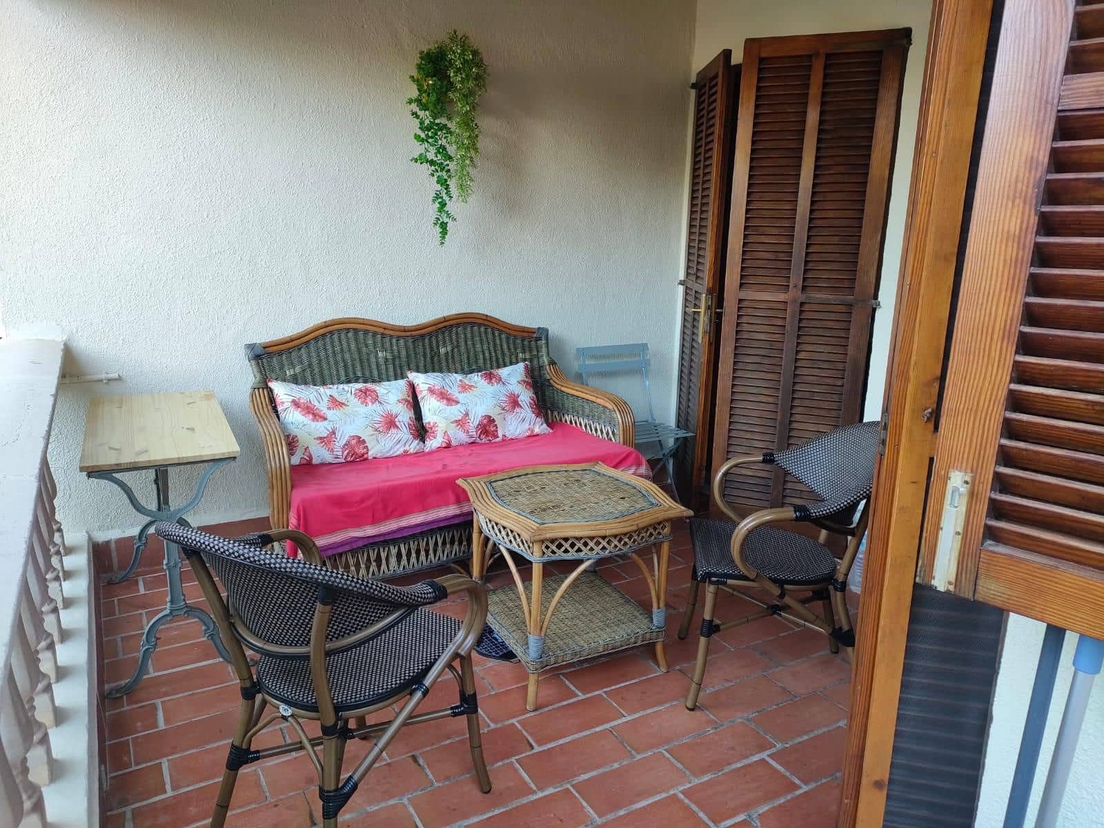 1 soverom Leilighet til leie i Sant Elm med svømmebasseng garasje - € 1 700 (Ref: 9133738)