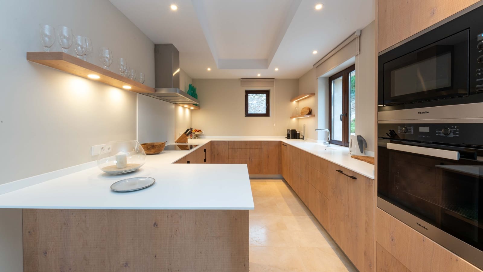 3 soveværelse Villa til leje i Calvia med swimmingpool garage - € 12.000 (Ref: 9133740)