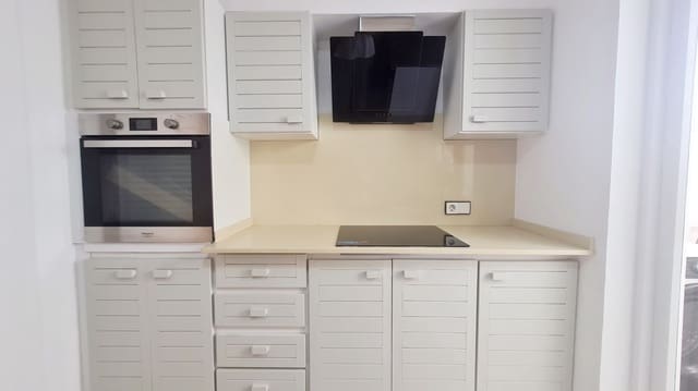 2 soveværelse Lejlighed til leje i El Mercat, Palma de Mallorca - € 1.800 (Ref: 9138755)