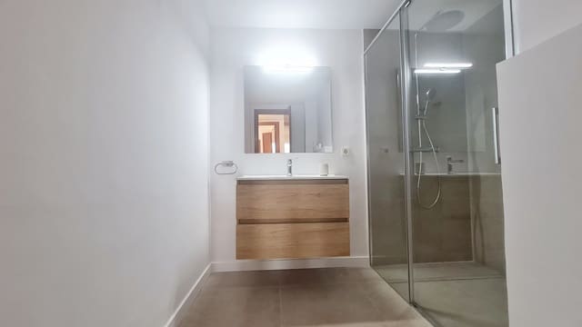 2 soveværelse Lejlighed til leje i El Mercat, Palma de Mallorca - € 1.800 (Ref: 9138755)