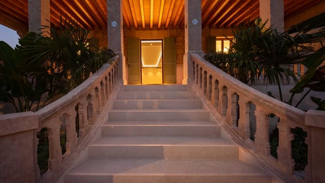 5 sypialnia Willa na sprzedaż w El Terreno, Palma de Mallorca z basenem garażem - 10 000 000 € (Ref: 9138759)