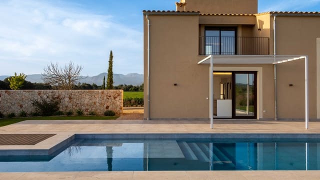 5 bedroom Finca/Country House for sale in Sencelles with pool garage - € 3,500,000 (Ref: 9138760)