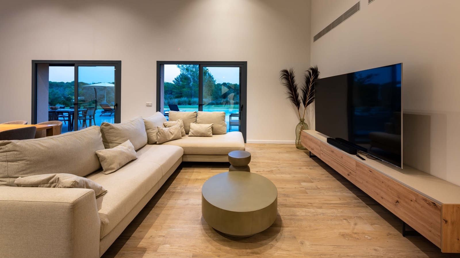 4 sypialnia Finka/Dom wiejski na sprzedaż w Sencelles z basenem garażem - 2 300 000 € (Ref: 9144637)