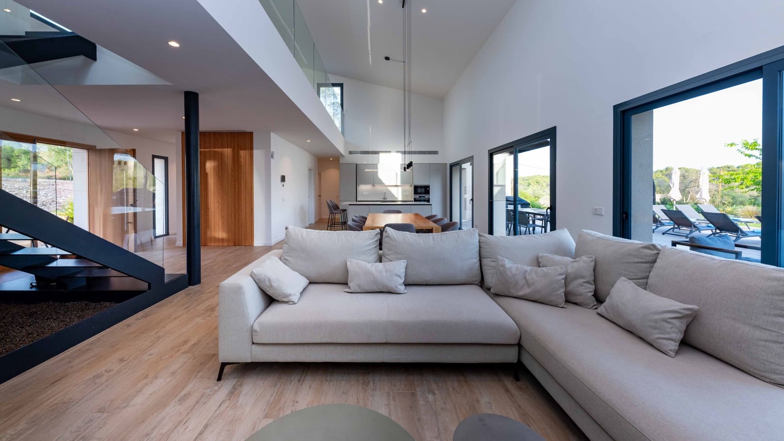 4 sypialnia Finka/Dom wiejski na sprzedaż w Sencelles z basenem garażem - 2 300 000 € (Ref: 9144637)