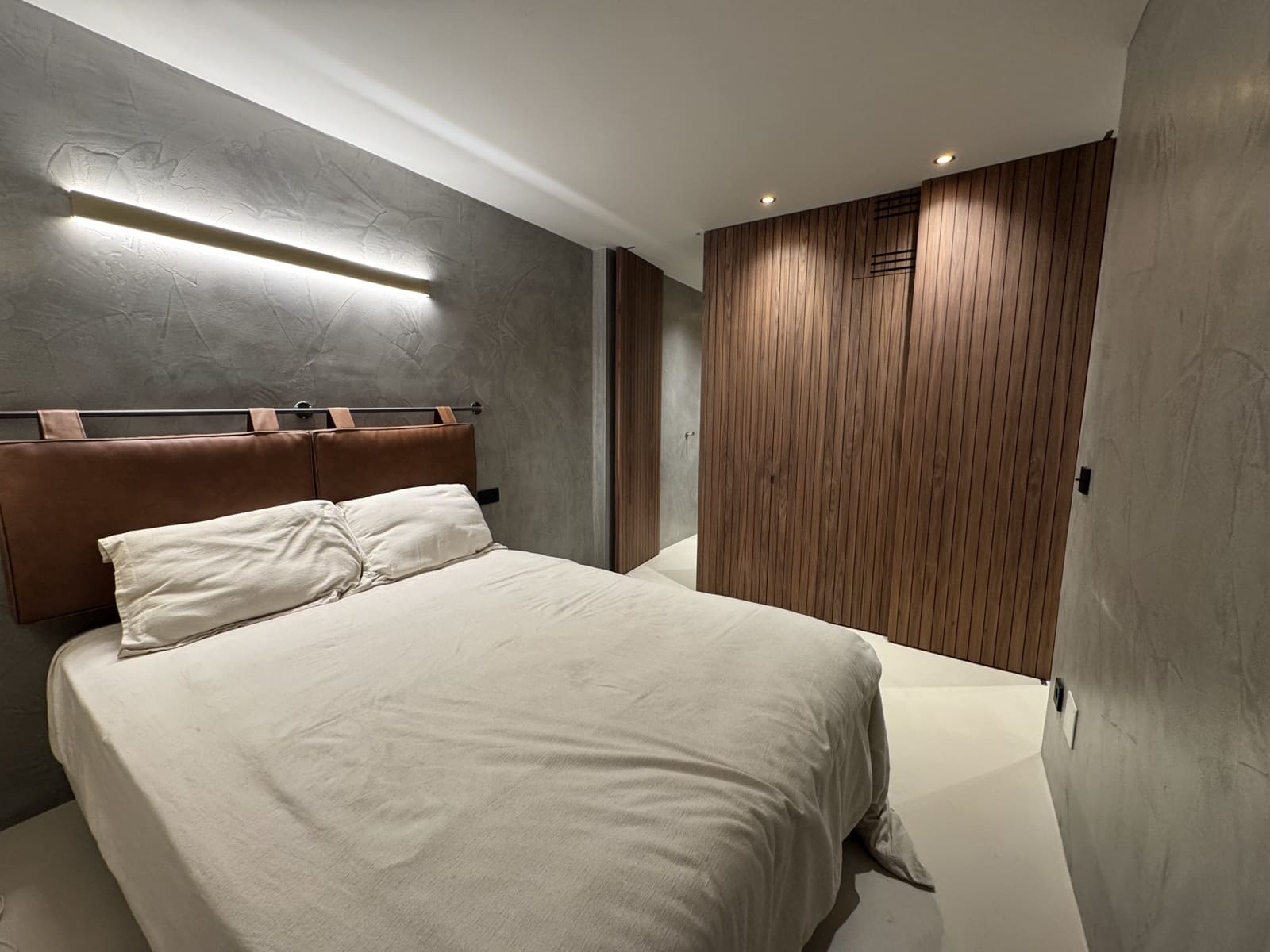 2 bedroom Apartment for sale in Portals Nous with garage - € 1,380,000 (Ref: 9146493)