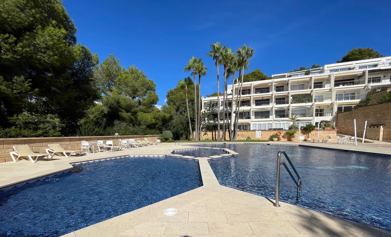 2 bedroom Apartment for sale in Portals Nous with garage - € 1,380,000 (Ref: 9146493)