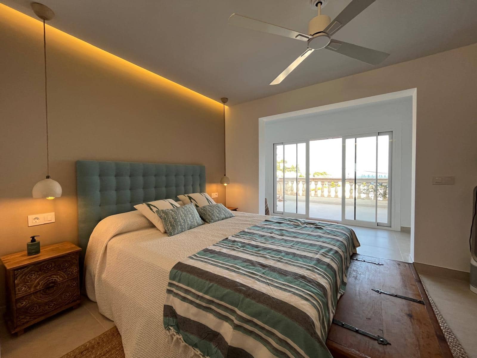 4 soveværelse Villa til leje i Costa d'en Blanes med swimmingpool garage - € 18.000 (Ref: 9146495)