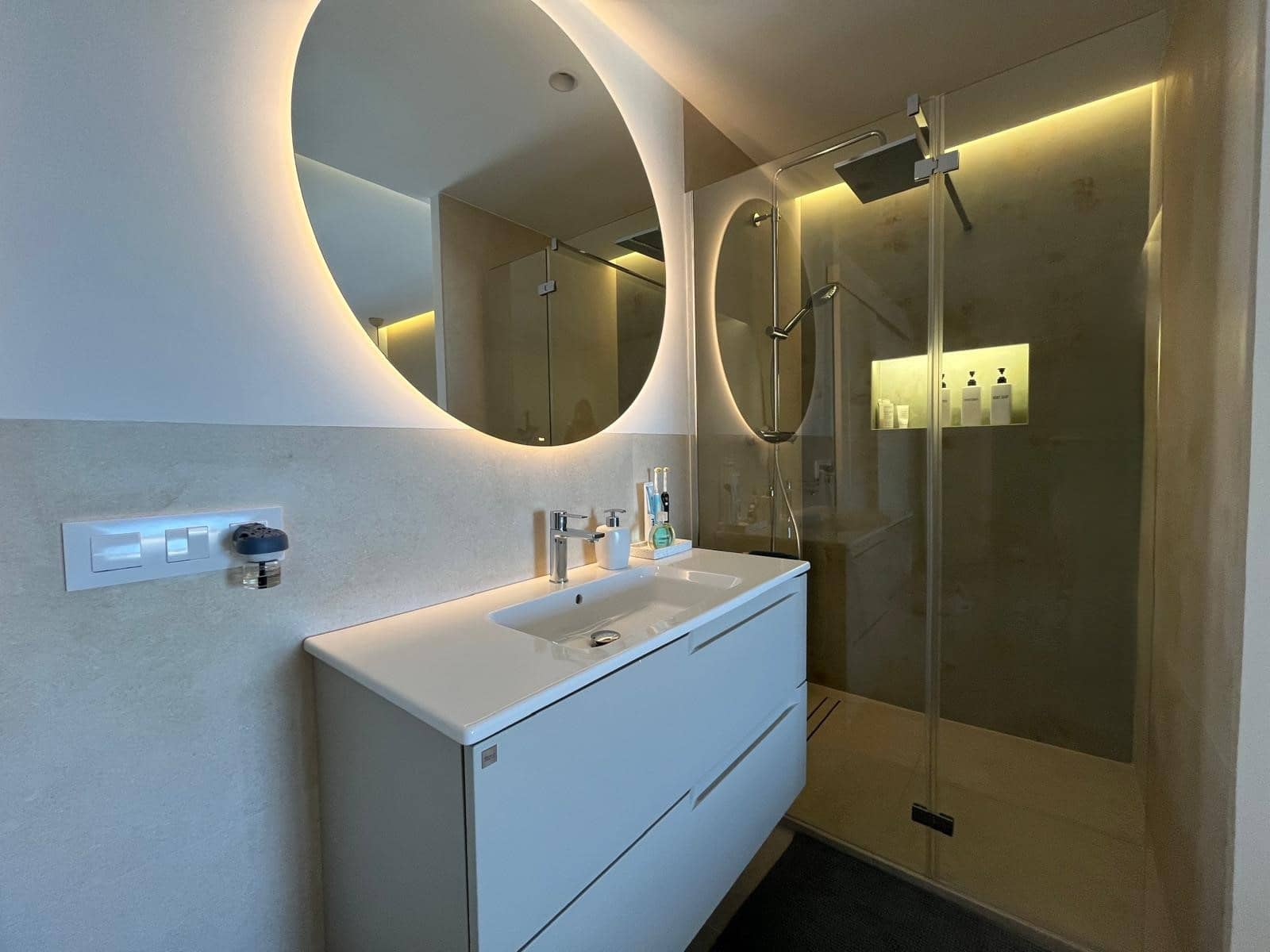 4 soveværelse Villa til leje i Costa d'en Blanes med swimmingpool garage - € 18.000 (Ref: 9146495)