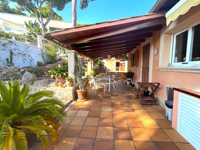 Villa/Maison de 4 chambres à louer à Costa d'en Blanes, Calvià avec piscine garage - 18 000 € (Ref: 9146495)