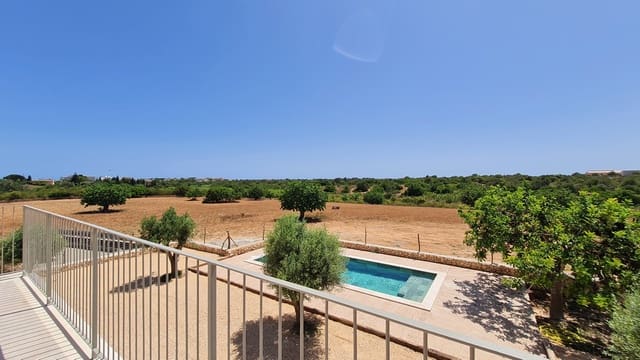 3 soveværelse Finca/Landehus til leje i Sant Llorenç des Cardassar med swimmingpool garage - € 3.000 (Ref: 9151114)