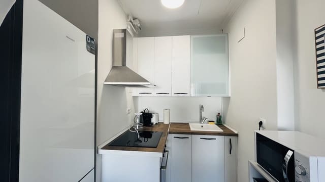 2 bedroom Apartment for rent in El Terreno, Palma de Mallorca with garage - € 3,200 (Ref: 9151117)