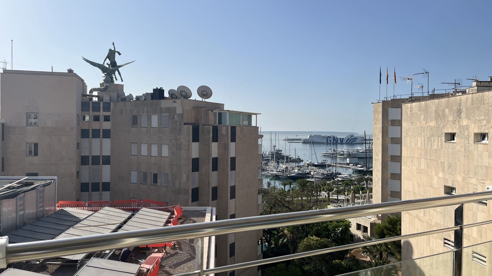 2 sovrum Lägenhet att hyra i Palma de Mallorca med garage - 3 200 € (Ref: 9151117)