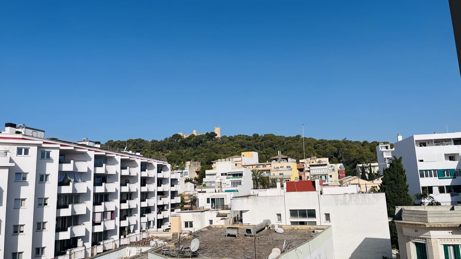 2 sovrum Lägenhet att hyra i Palma de Mallorca med garage - 3 200 € (Ref: 9151117)