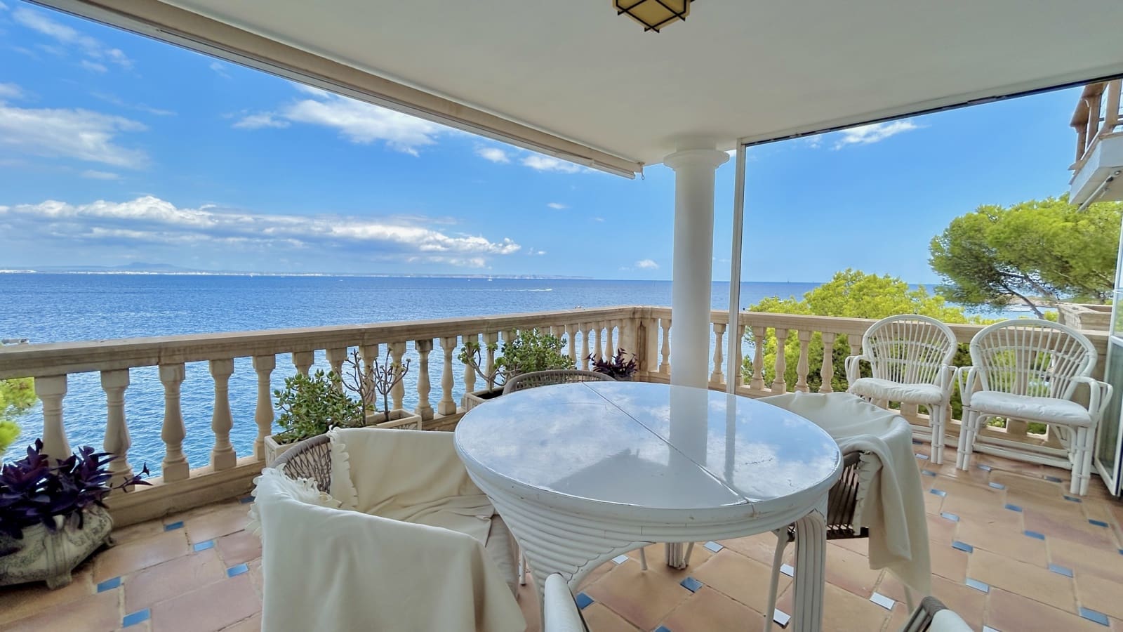 2 soveværelse Lejlighed til salg i Illetas med swimmingpool garage - € 1.290.000 (Ref: 9161836)