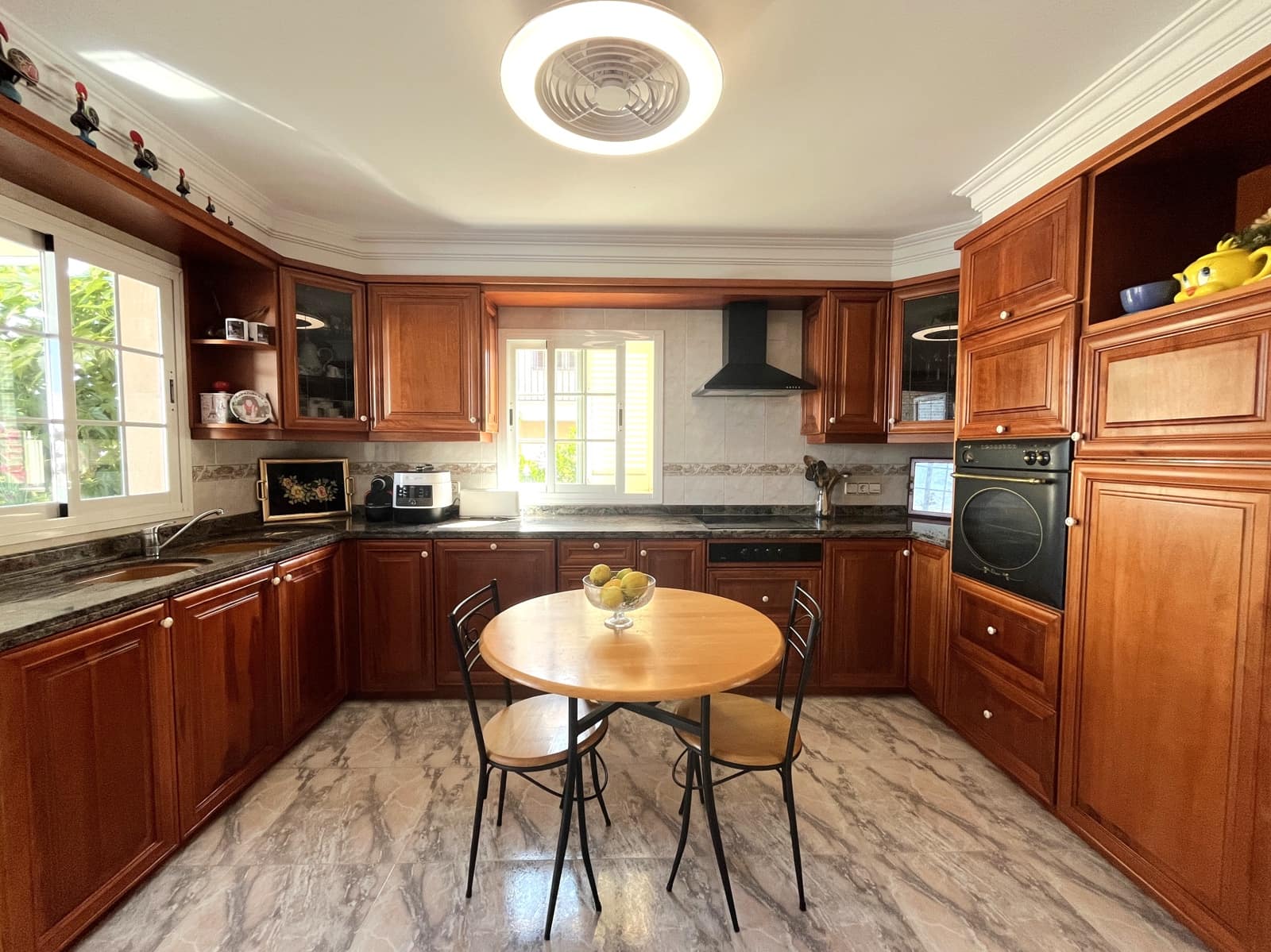 3 soveværelse Villa til salg i Badia Blava med swimmingpool garage - € 999.000 (Ref: 9161838)