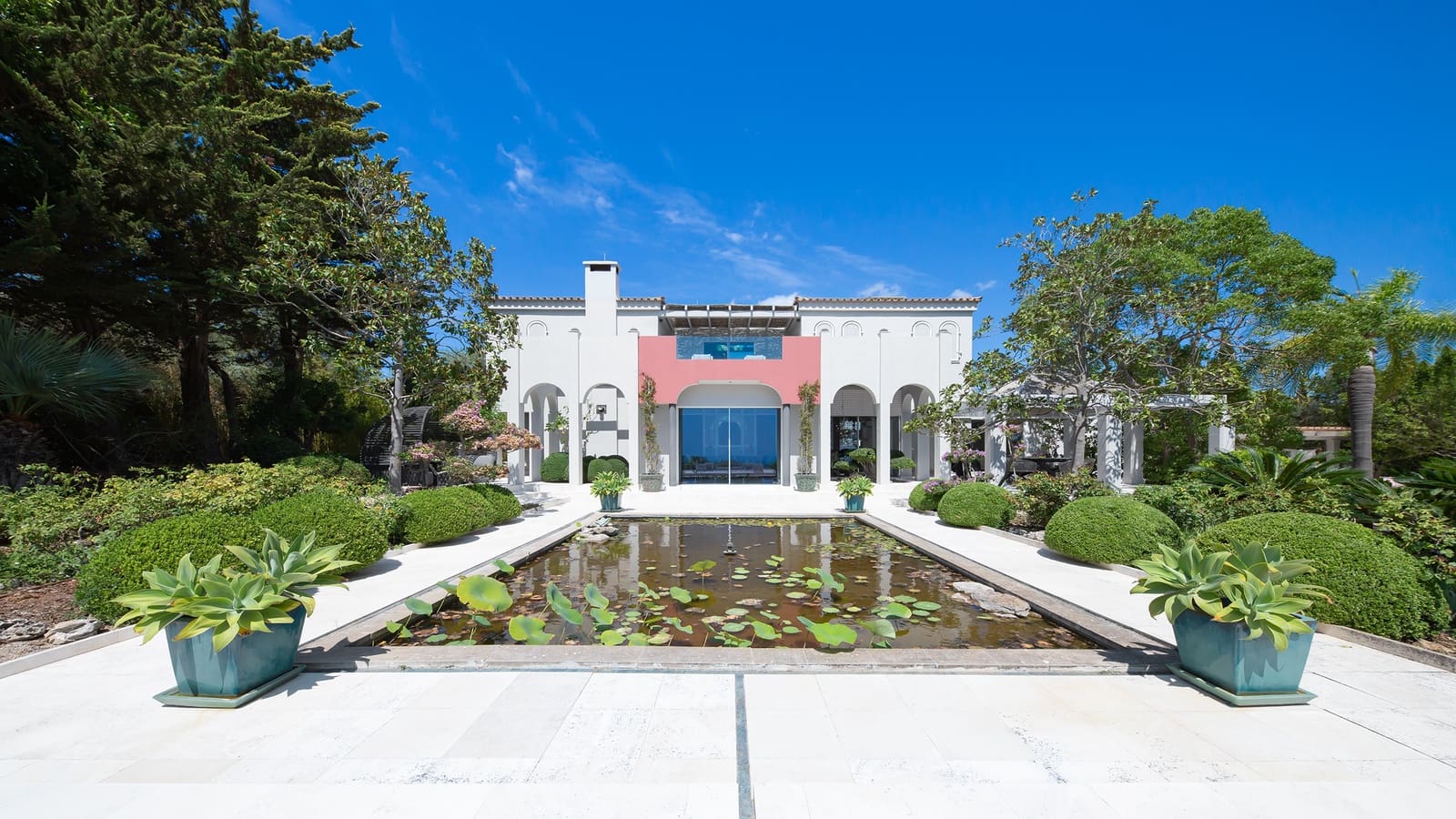 4 soverom Villa til salgs i Calvia med svømmebasseng garasje - € 6 300 000 (Ref: 9161844)