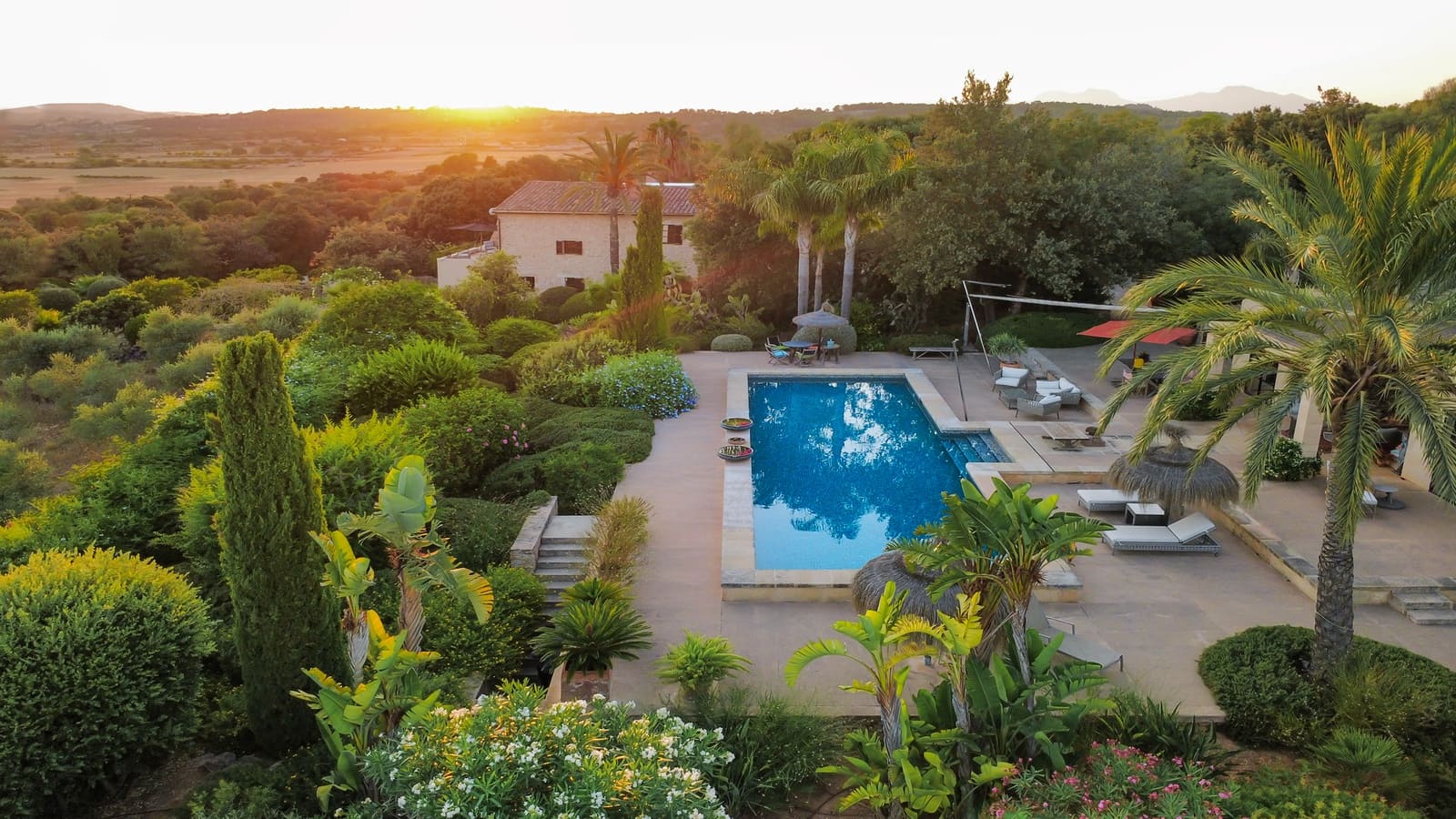 4 bedroom Finca/Country House for sale in Porreres with pool garage - € 5,800,000 (Ref: 9161845)