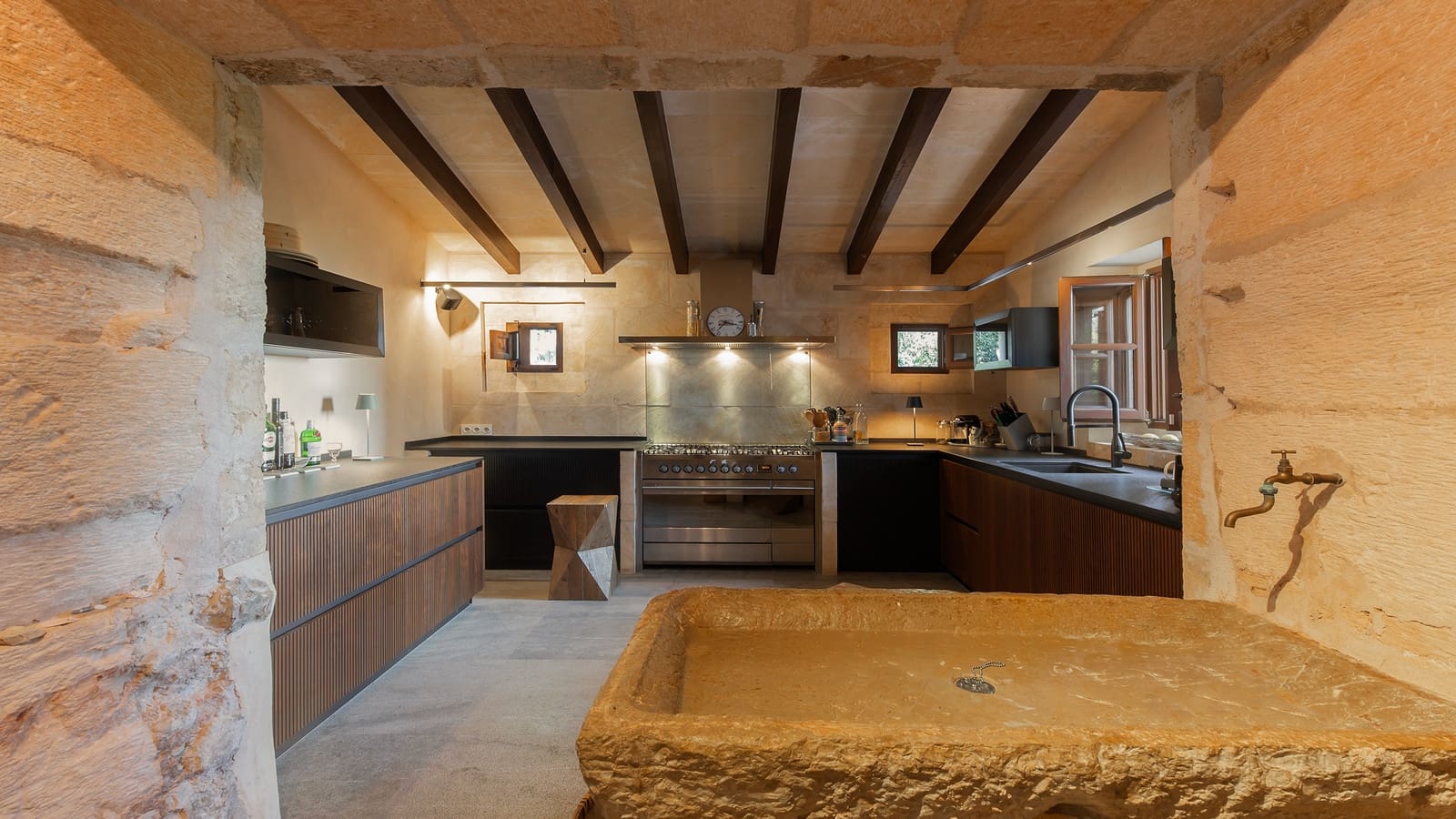 4 bedroom Finca/Country House for sale in Porreres with pool garage - € 5,800,000 (Ref: 9161845)