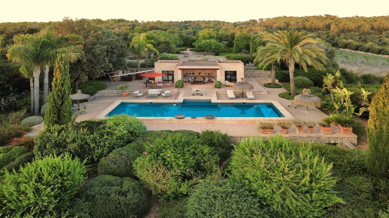 4 bedroom Finca/Country House for sale in Porreres with pool garage - € 5,800,000 (Ref: 9161845)