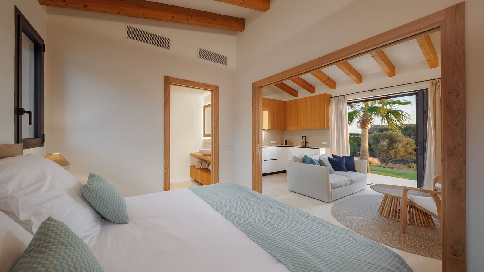 6 soveværelse Finca/Landehus til leje i Ses Salines med swimmingpool garage - € 20.000 (Ref: 9161846)