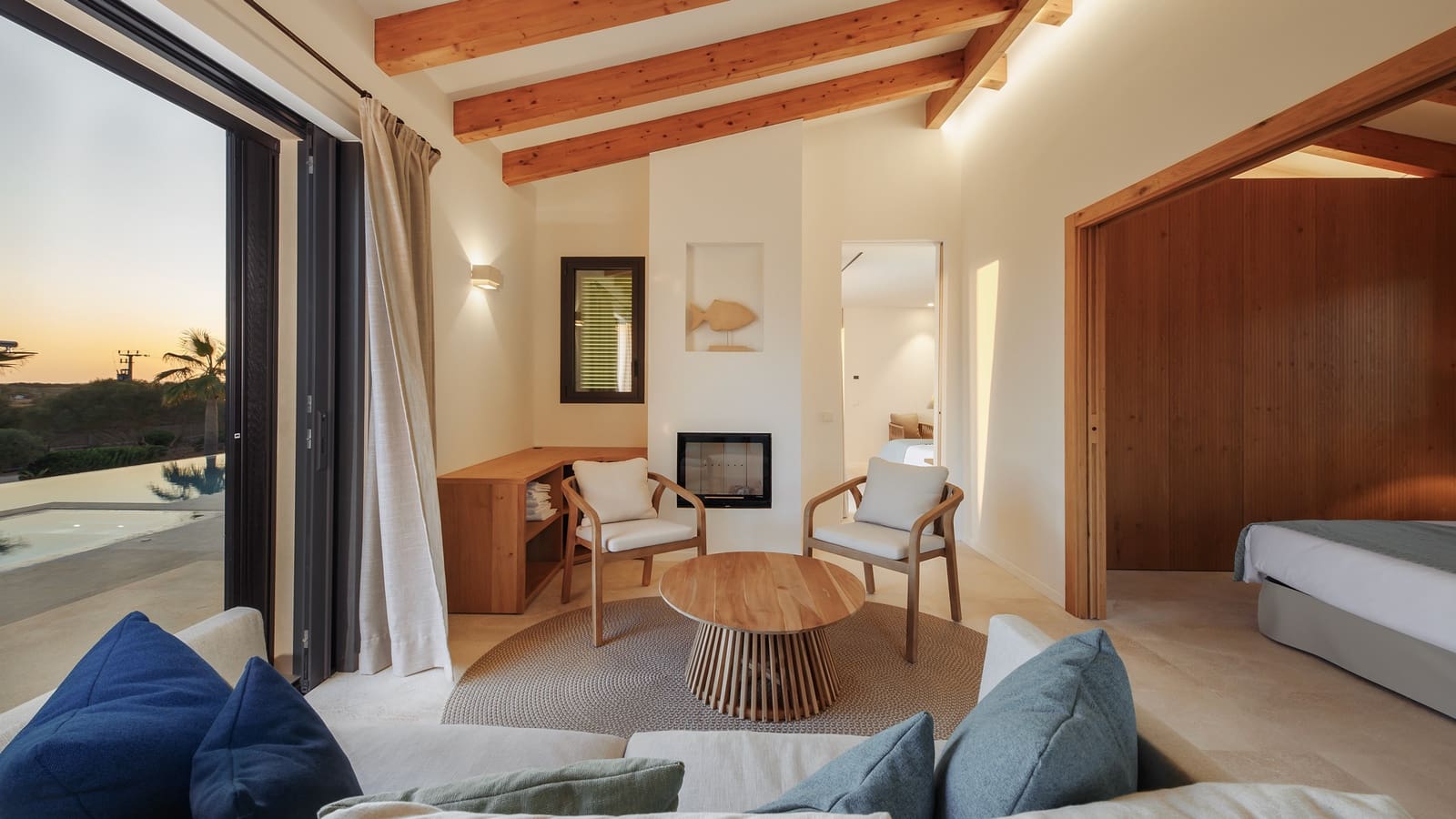 6 soveværelse Finca/Landehus til leje i Ses Salines med swimmingpool garage - € 20.000 (Ref: 9161846)