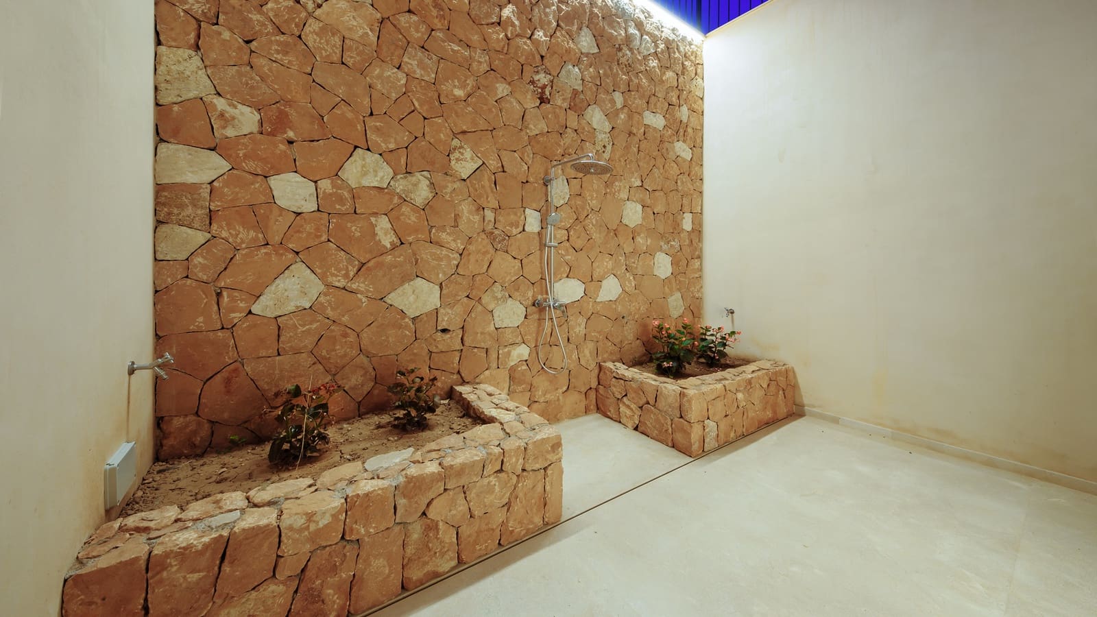 6 soveværelse Finca/Landehus til leje i Ses Salines med swimmingpool garage - € 20.000 (Ref: 9161846)