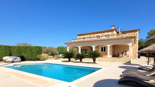 4 soveværelse Finca/Landehus til leje i Llucmajor med swimmingpool garage - € 5.000 (Ref: 9161847)