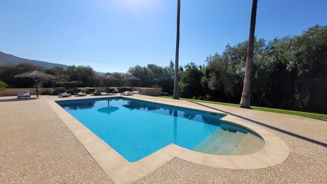 4 bedroom Finca/Country House for rent in Llucmajor with pool garage - € 8,000 (Ref: 9161847)