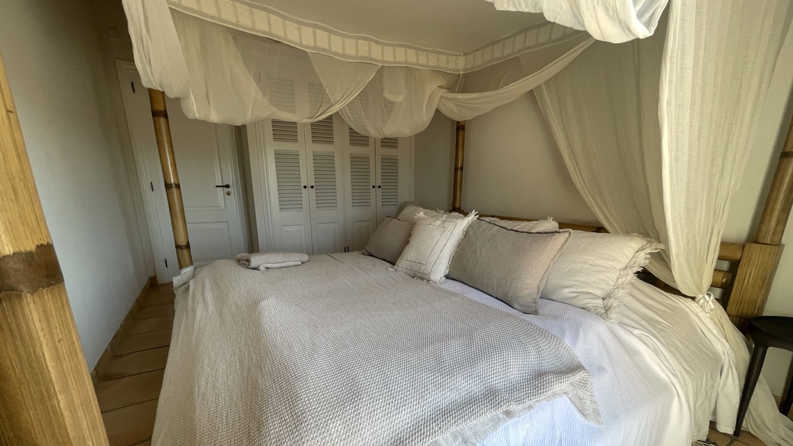 4 sypialnia Finka/Dom wiejski do wynajęcia w Llucmajor z basenem garażem - 8 000 € (Ref: 9161847)