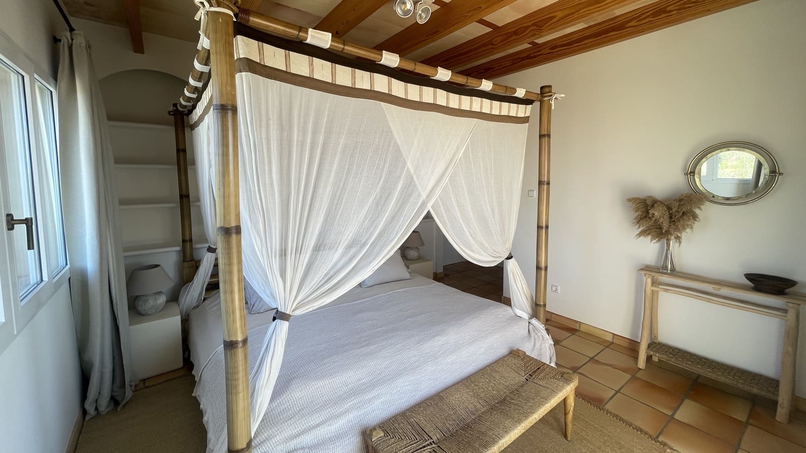 4 sypialnia Finka/Dom wiejski do wynajęcia w Llucmajor z basenem garażem - 8 000 € (Ref: 9161847)