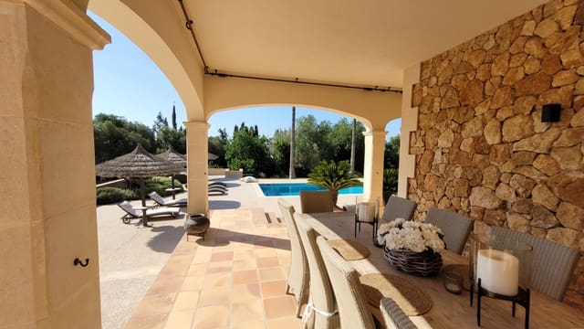 4 bedroom Finca/Country House for rent in Llucmajor with pool garage - € 8,000 (Ref: 9161847)