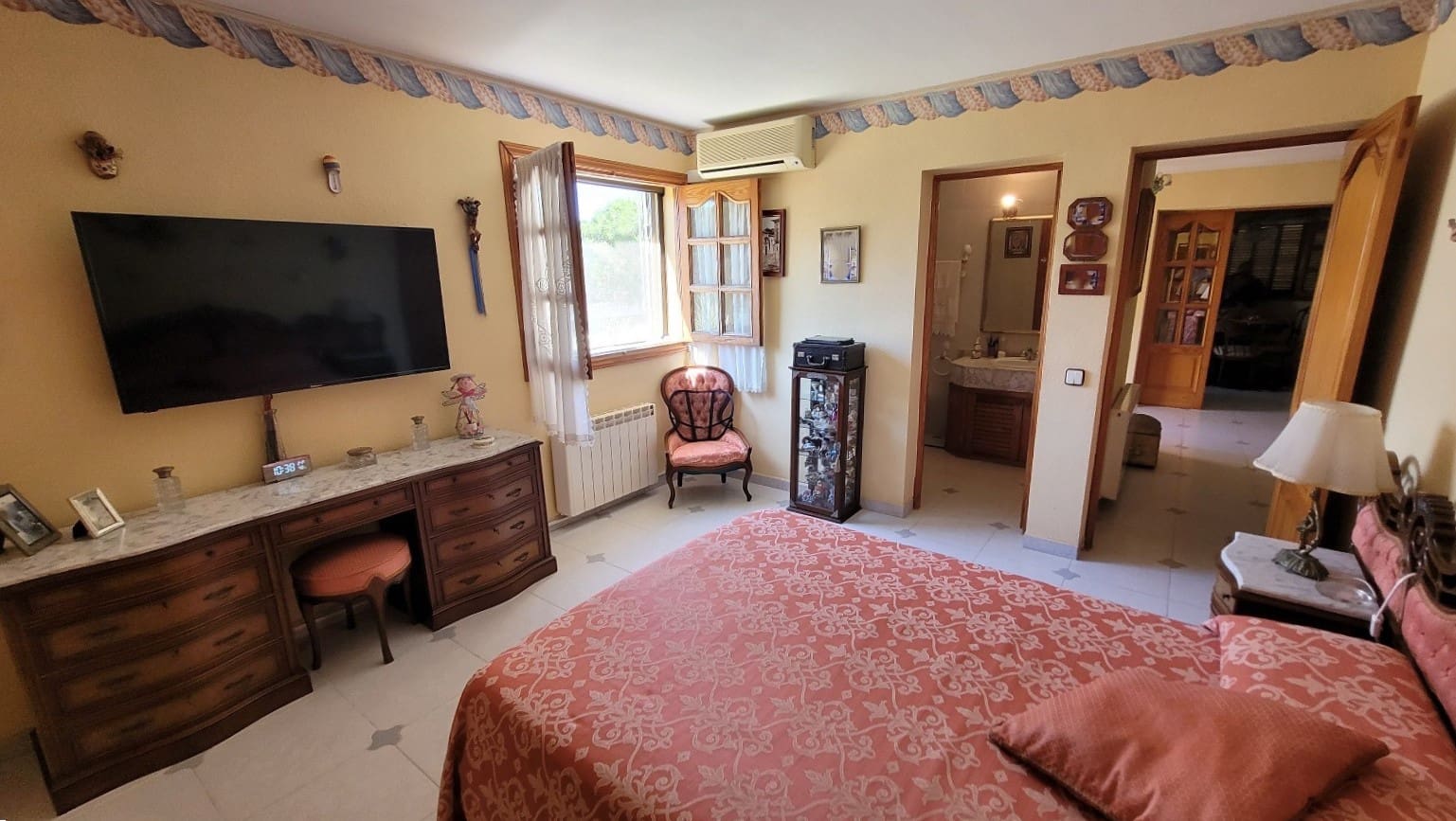 5 soveværelse Villa til salg i Badia Blava med swimmingpool garage - € 950.000 (Ref: 9170707)