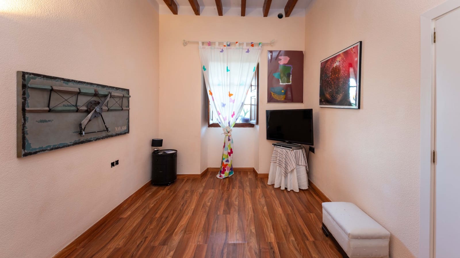 5 bedroom Villa for sale in Genova with garage - € 3,200,000 (Ref: 9172443)