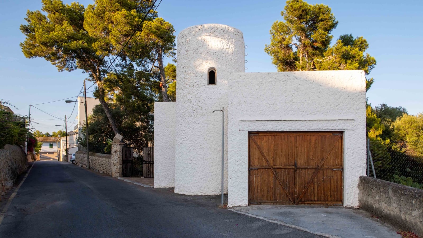 5 bedroom Villa for sale in Genova with garage - € 3,200,000 (Ref: 9172443)