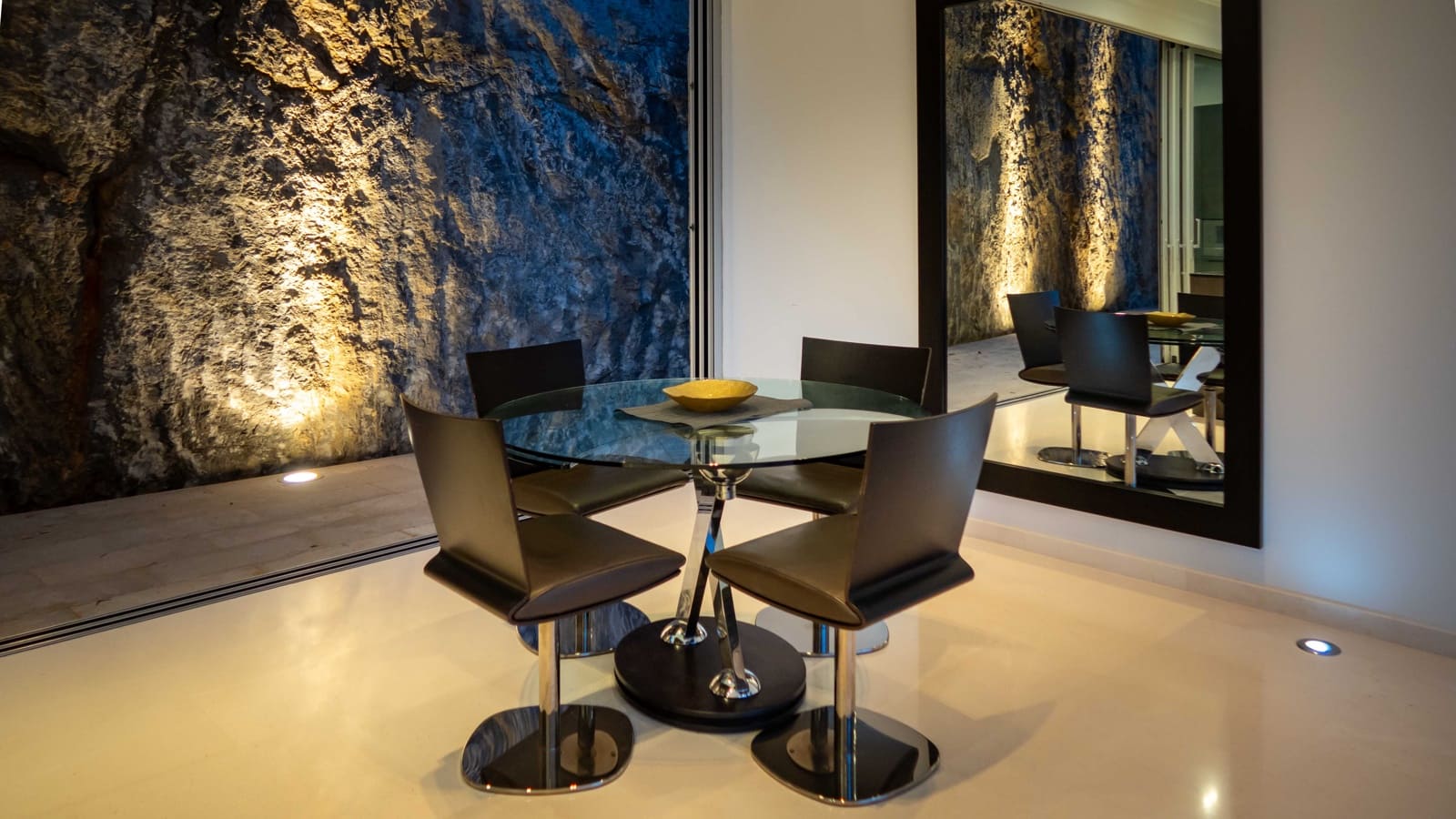 4 slaapkamer Villa te koop in Puerto de Soller / Port de Soller met zwembad garage - € 3.900.000 (Ref: 9175984)